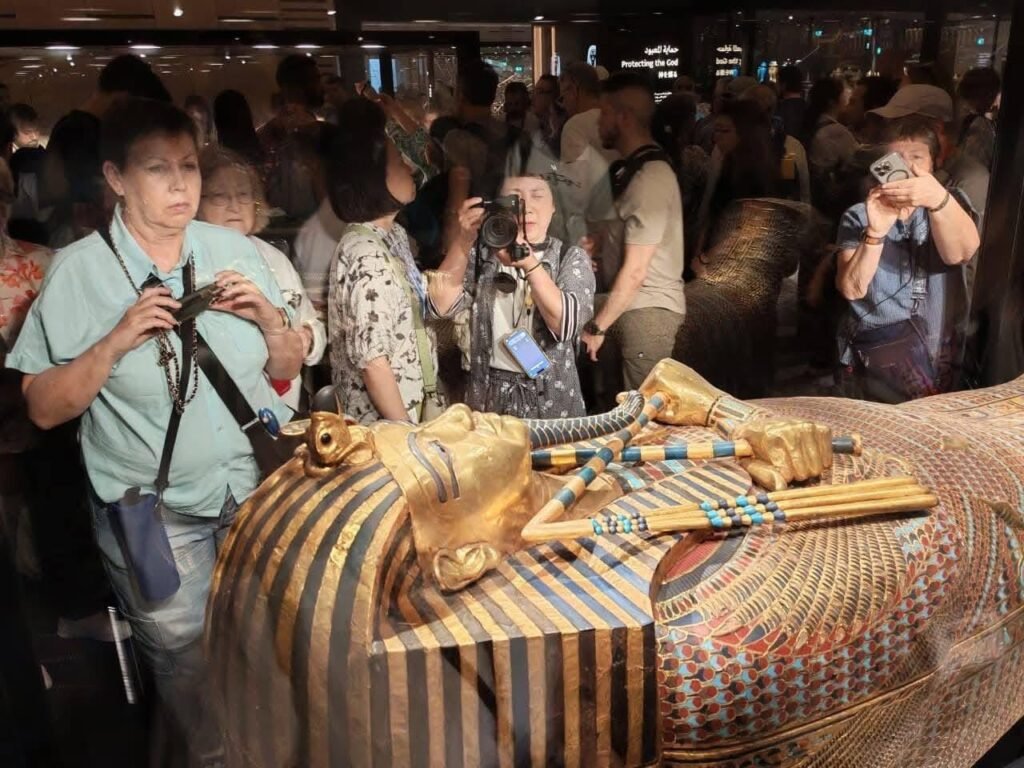 WhatsApp Image 2025-11-24 at 5.40.48 PM (1)